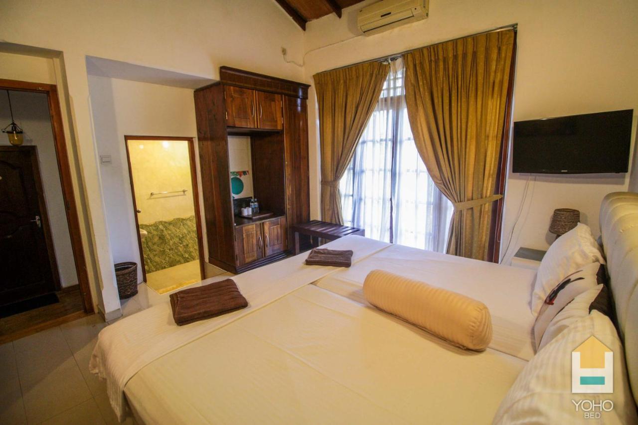 Airport Green Olive Villa Katunayaka Exterior photo
